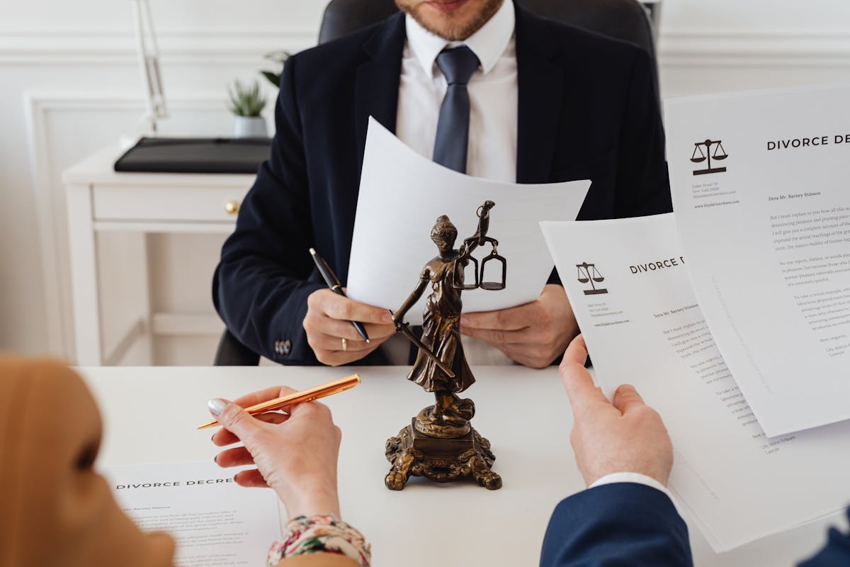 Best Family & Divorce Lawyers